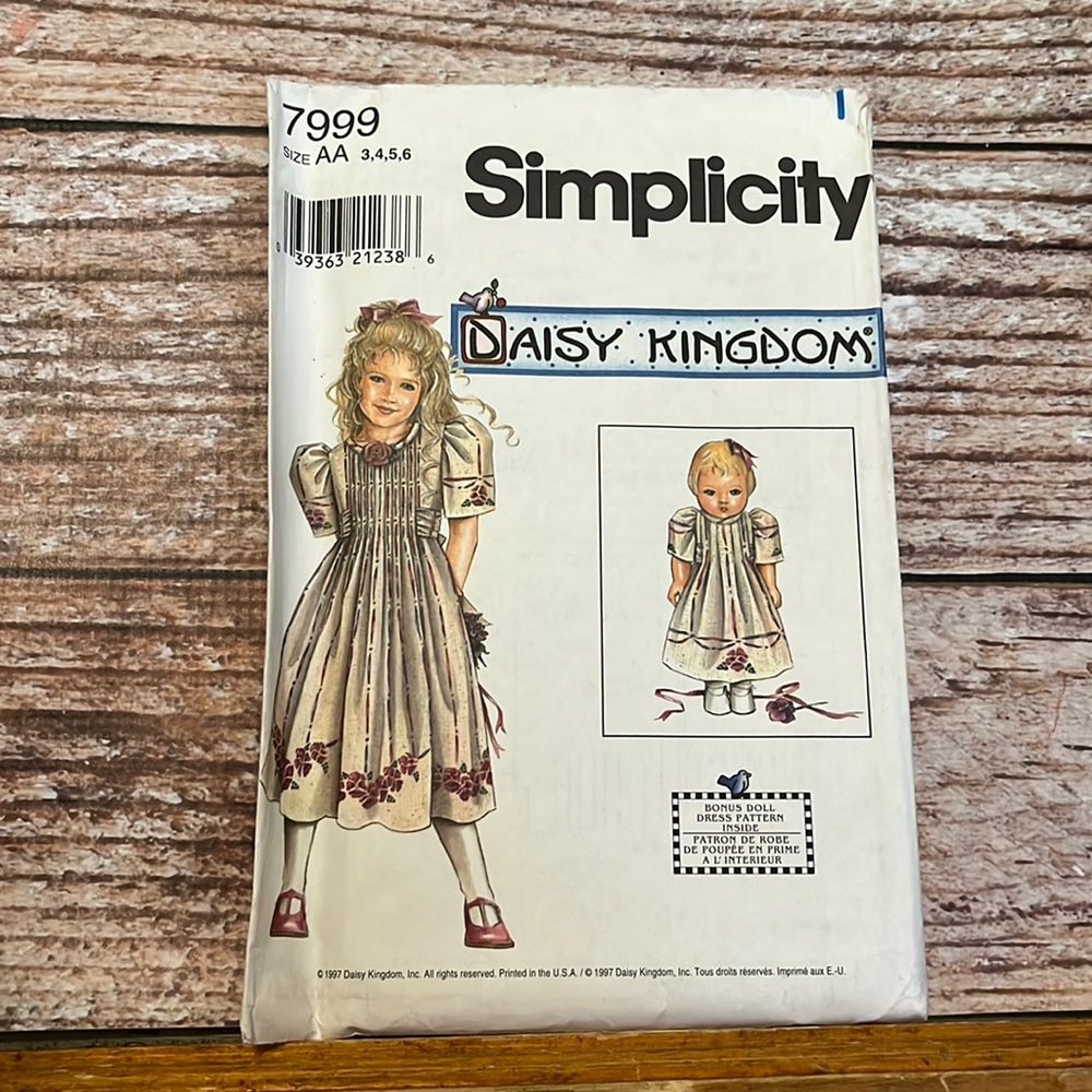 Simplicity Daisy Kingdom Uncut Sewing Pattern